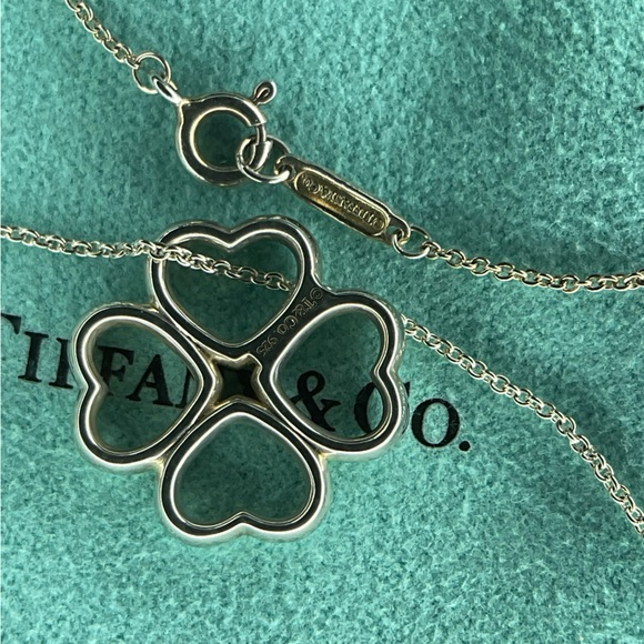 Tiffany & Co Silver Four Hearts Clover Pendant Necklace 16” - Picture 8 of 13